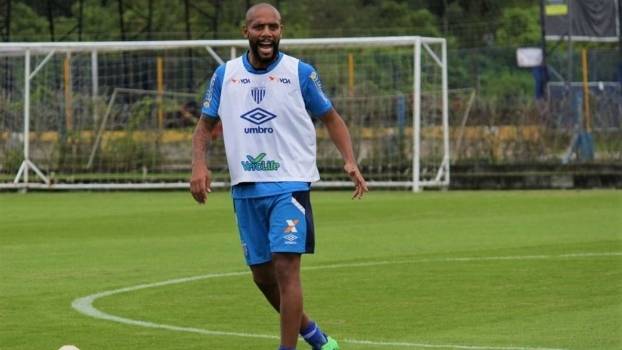 Élvis, Lucas Coelho e Maicon ainda na mira — foto 2