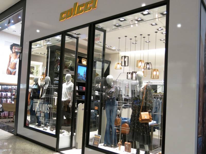 Grifes do Nações Shopping já exibem preview do Outono/Inverno 2018 — foto 2
