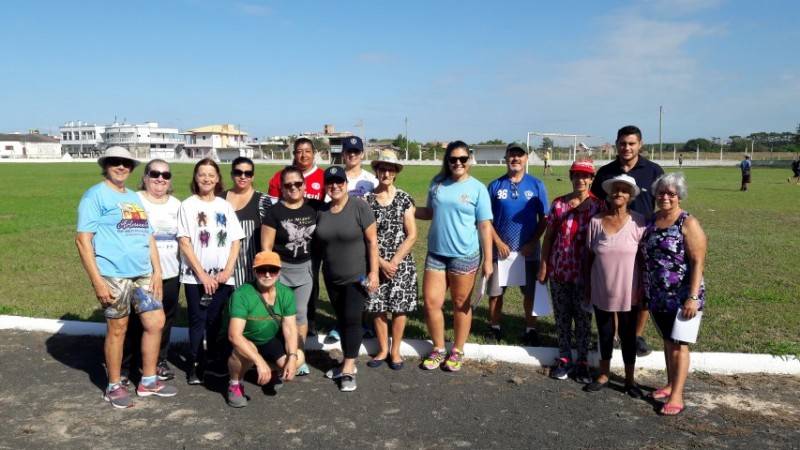 Caminhada Orientada reúne grupo interessado em saúde e qualidade de vida — foto 2
