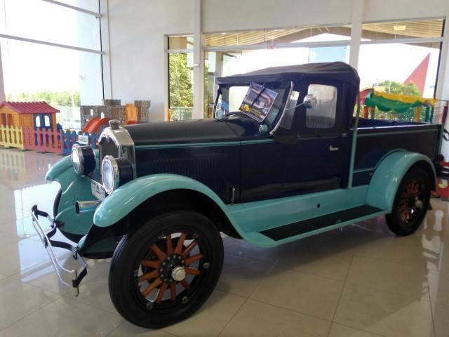 Shopping Pórtico recebe o 5º Encontro de Carros Antigos — foto 7