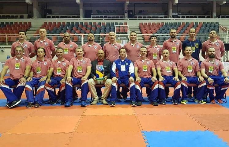 Karatê de Urussanga conquista vagas no Brasileiro — foto 2