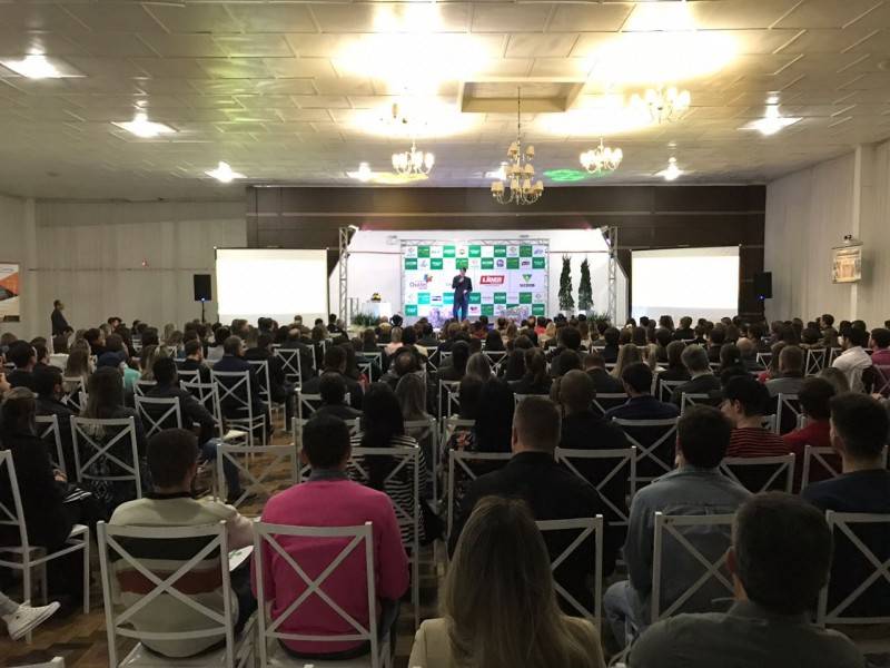 Líder Atacadista lança nova loja durante fórum empresarial — foto 2