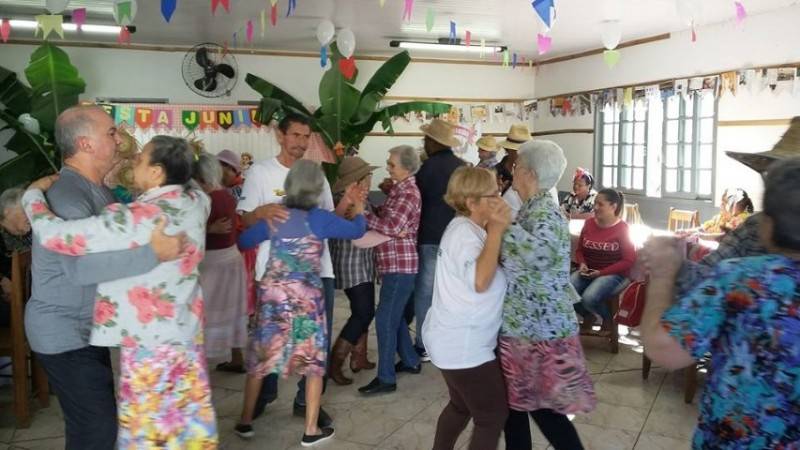 Festejos juninos são celebrados nos grupos Vida e Alegria — foto 2