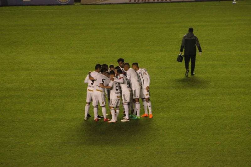 Criciúma empata com o Figueirense e segue na zona de rebaixamento — foto 1