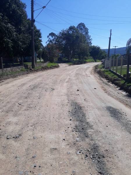 Após reclamação de moradores, rua Pietro Ferro recebe melhorias — foto 2