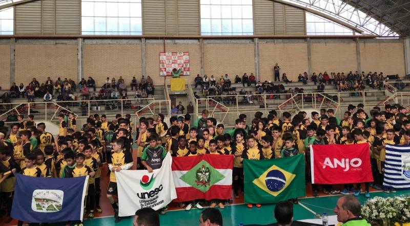 Cocal do Sul, Forquilhinha e Treviso são os campeões do Festival Anjos do Futsal/Unesc — foto 1
