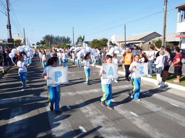 Declarando amor à Pátria: Desfile Cívico atrai os olhares do público — foto 2