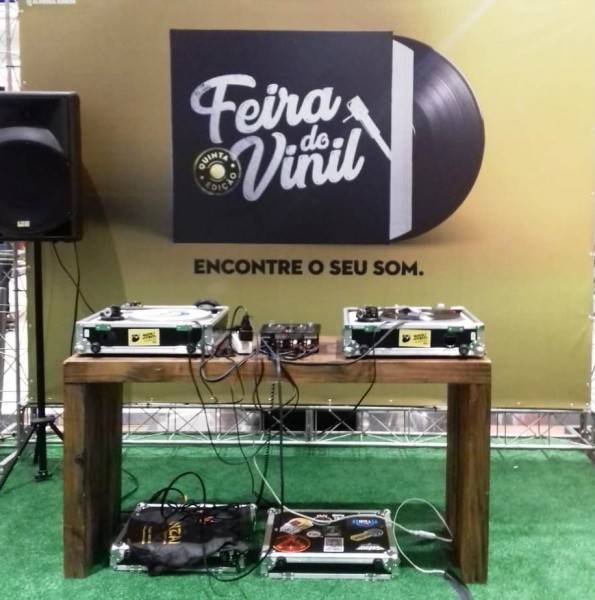 Fãs dos discos de vinil têm encontro no Nações Shopping — foto 2