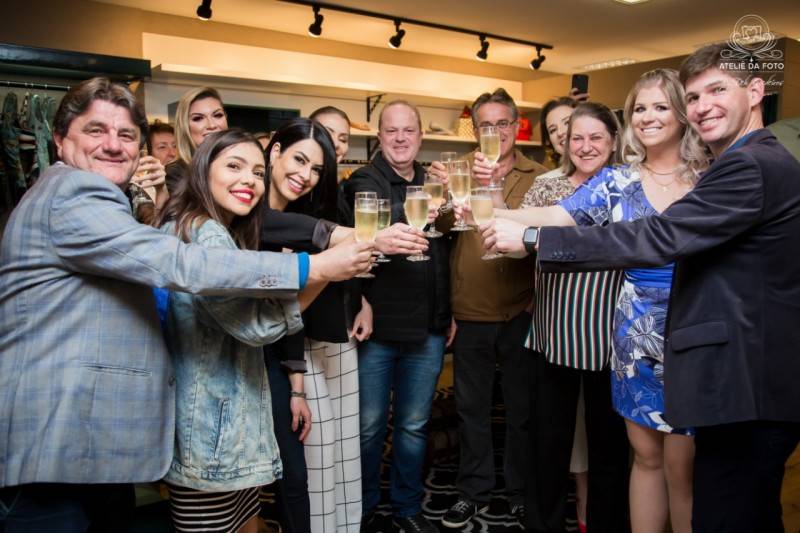 De portas abertas, Apoema Store inaugura em Orleans — foto 3