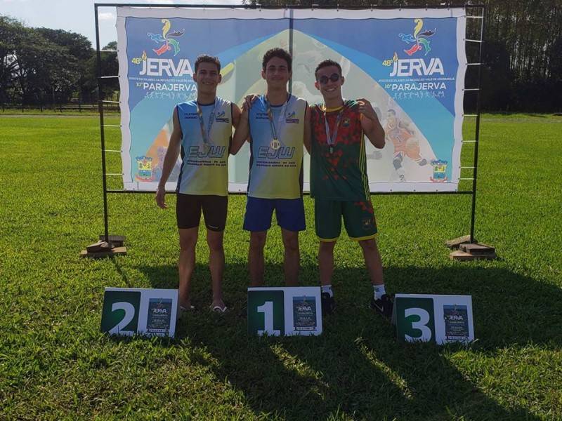 Atletas de de Balneário Arroio do Silva conquistam bons resultados — foto 1