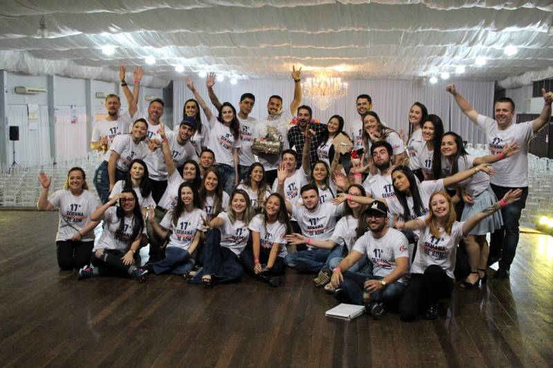 Luciano Potter encerra a Semana Acadêmica de Administração da Esucri — foto 1