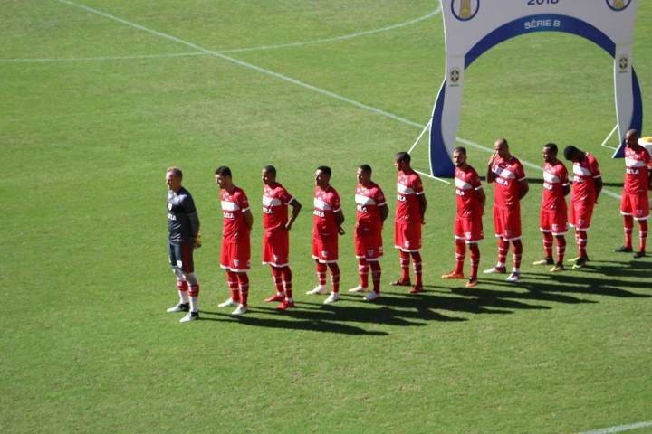 Criciúma empata com CRB e se complica ainda mais na Série B — foto 1
