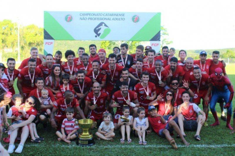 Metropolinato é tricampeão estadual de futebol não profissional — foto 1