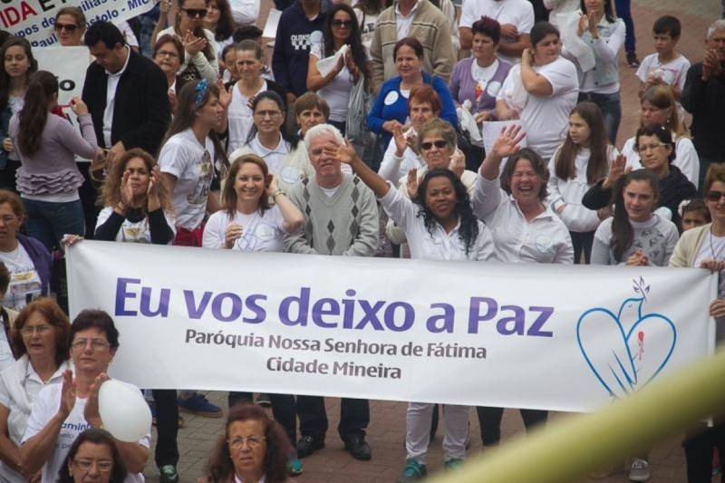 Paróquias de Criciúma realizam 4ª Caminhada pela Vida e pela Paz — foto 2