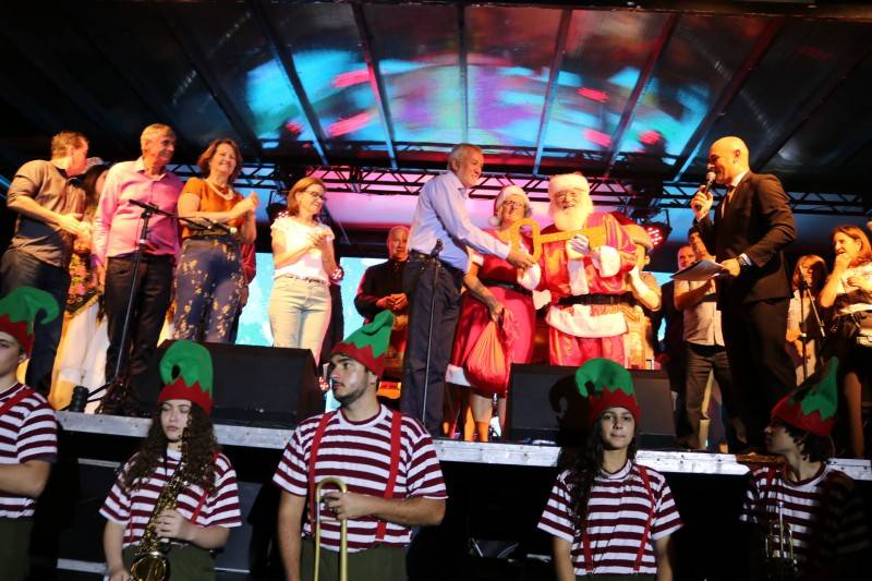 Cocal Luz abre com espírito de paz, nascimento de Jesus e chegada do Papai Noel — foto 15