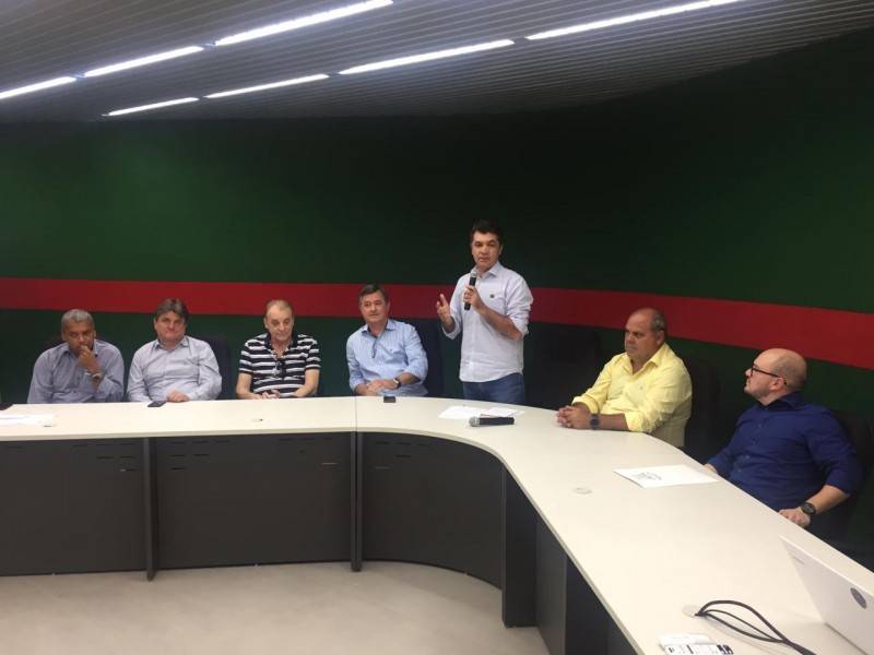 Nícola Martins assume presidência da FME — foto 1