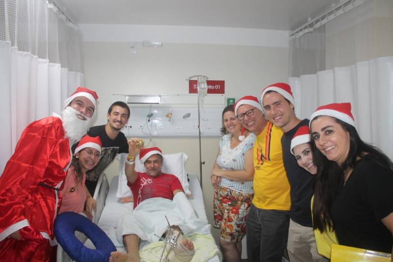 Pacientes do Hospital São José recebem visita do Coral Vida e Canção — foto 2