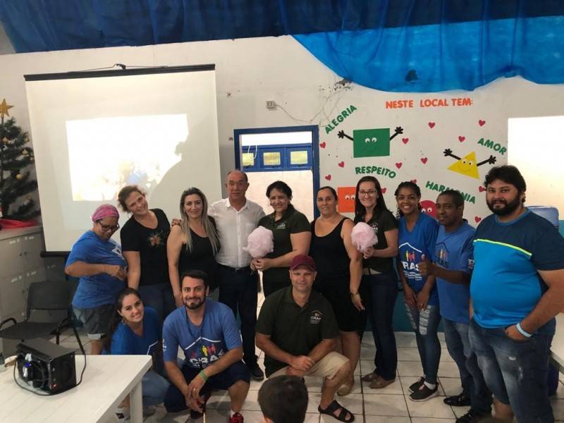 Confraternização marca encerramento das atividades de 2018 do Cras — foto 1