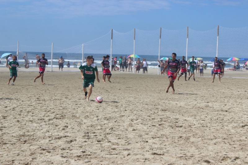 Praião: Domingo de gols no Balneário Rincão — foto 1