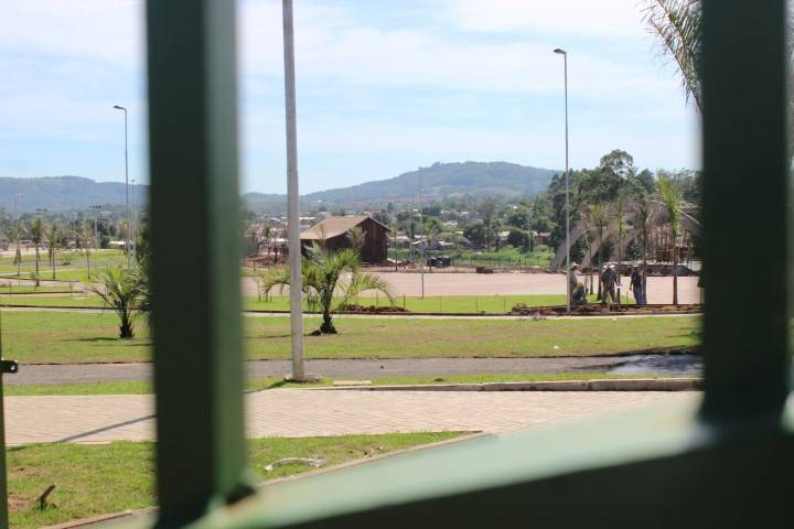 De área de rejeitos de carvão a transformação para o Parque dos Imigrantes — foto 1