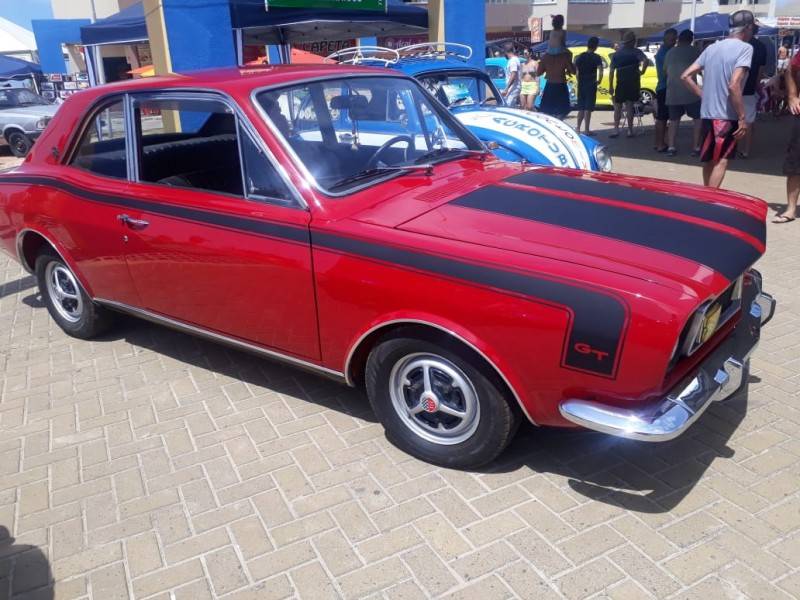 Encontro de carros antigos é sucesso em Balneário Arroio do Silva — foto 2