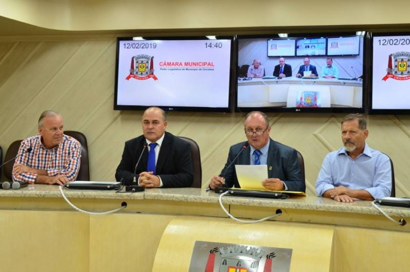 Edson Luiz do Nascimento assume cadeira no Legislativo — foto 2