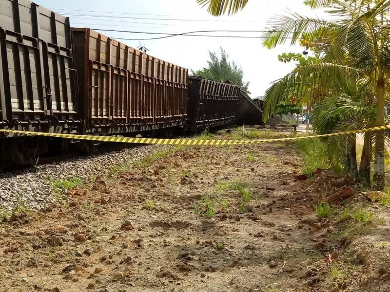 Ferrovia Tereza Cristina emite nota sobre acidente com vagões — foto 2