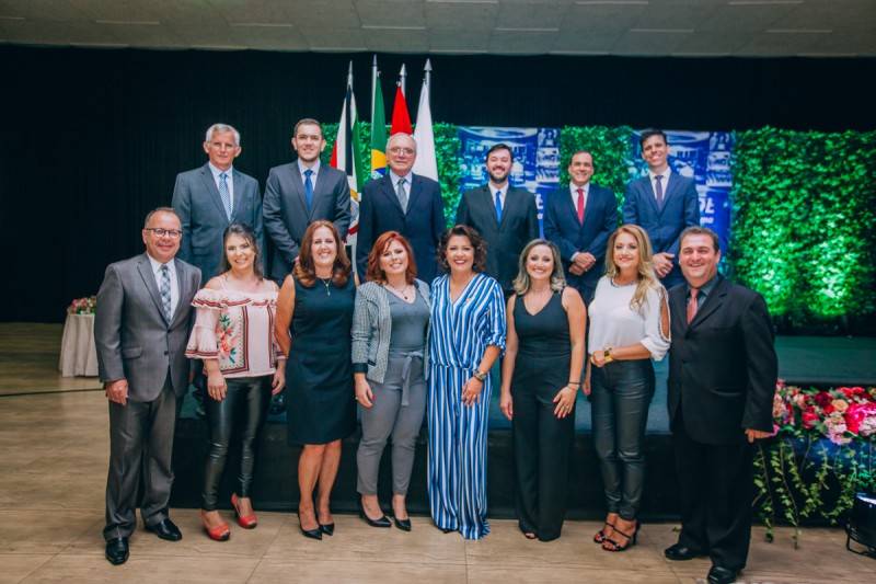 Andrea Gazola Salvalágio assume presidência da CDL de Criciúma — foto 1