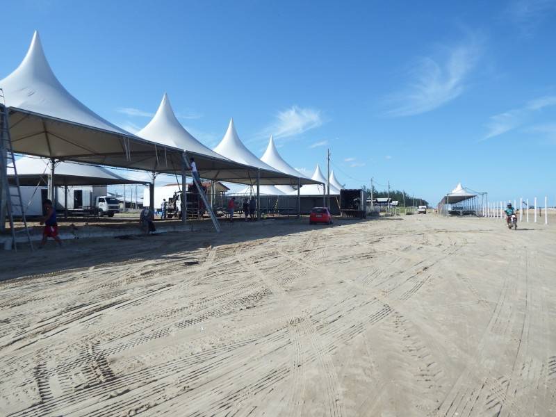 Parque da arrancada recebe estrutura do mega evento que inicia nesta quinta-feira — foto 2