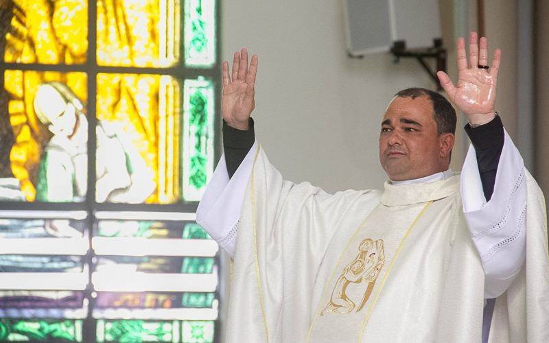 Bispo anuncia novas transferências no clero da Diocese de Criciúma — foto 1