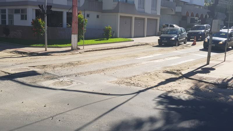 Prefeitura solicita paralisação dos serviços da Casan no Centro de Criciúma — foto 2