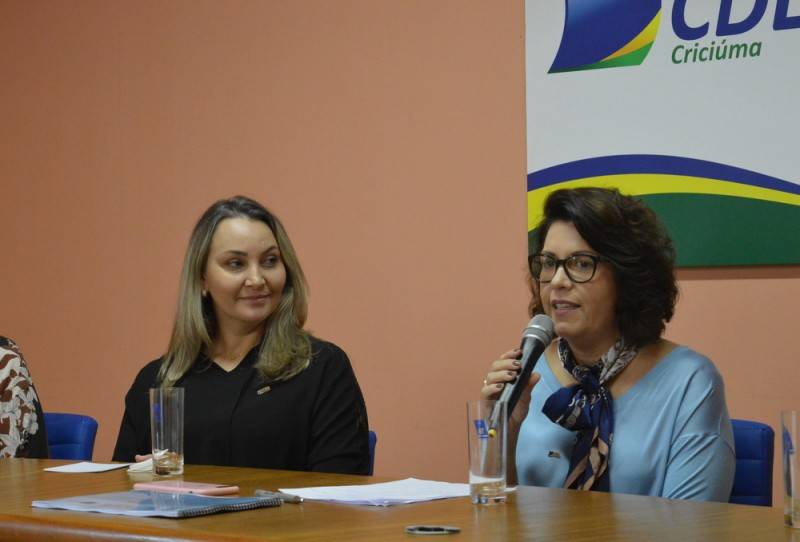 CDL de Criciúma entrega reivindicações à vice-governadora Daniela Reinehr — foto 1
