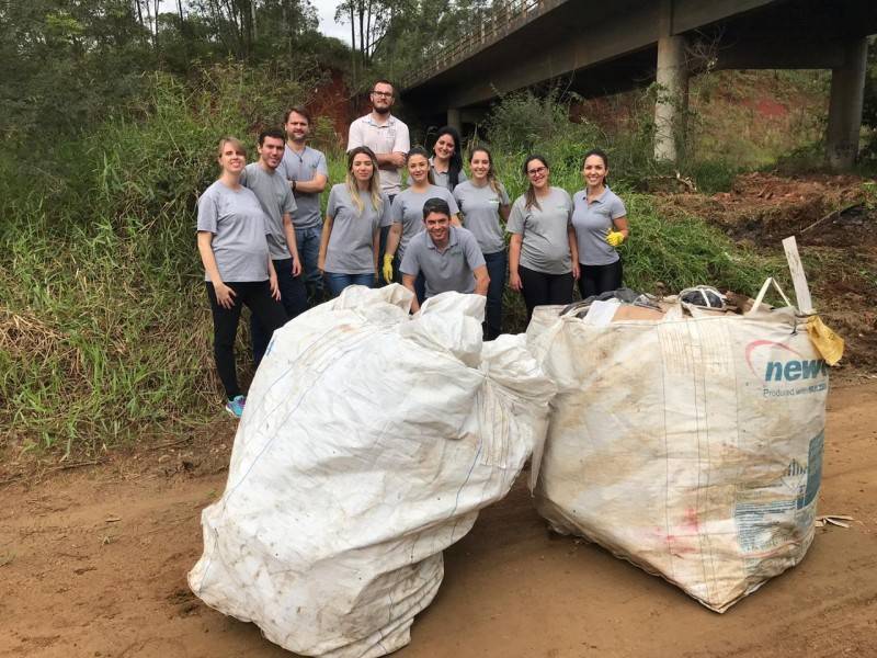 Aproximadamente 100kg de resíduos recicláveis são retirados das ruas — foto 2