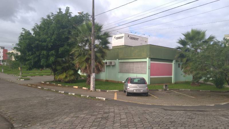 Mais uma praça sem manutenção. Desta vez o caso é no Pinheirinho — foto 2