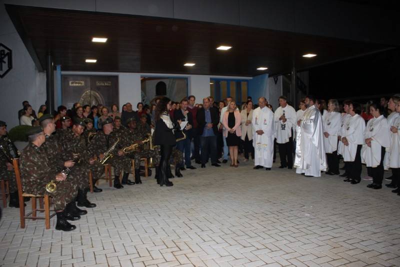 Inauguração da nova iluminação marca o primeiro dia da Romaria de Nossa Senhora de Caravaggio — foto 1