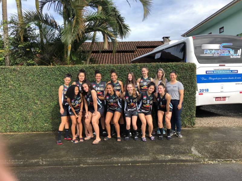 Basquete feminino de Criciúma entra em quadra nesta terça-feira — foto 1