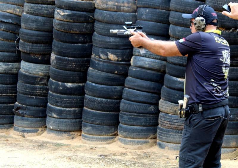 Eventos simultâneos de tiro no Alberto Scheidt — foto 1