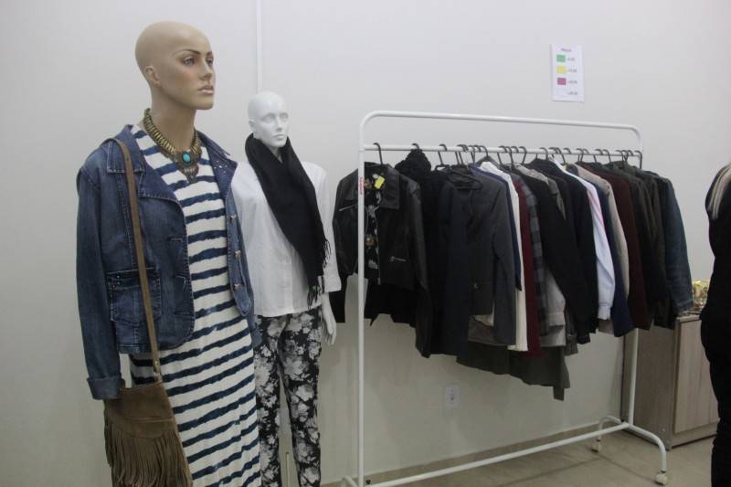 Bazar Afasc Solidária já está aberto para população — foto 2