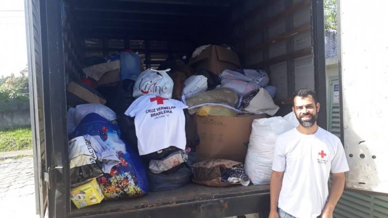 Campanha do Agasalho: projeto em escola de Criciúma estimula a solidariedade — foto 7