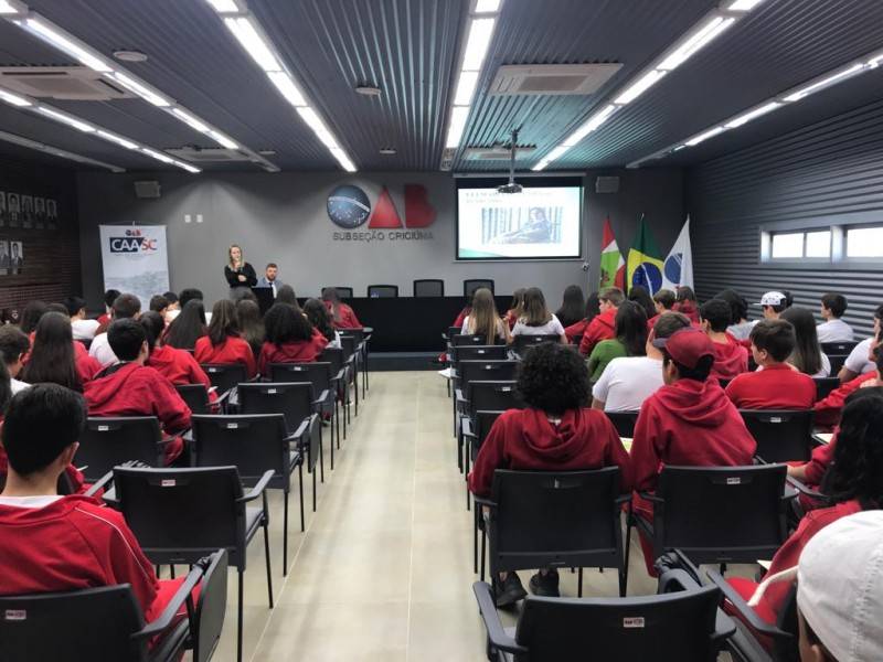 Alunos içarenses aprendem sobre violência de gênero com projeto da OAB — foto 1