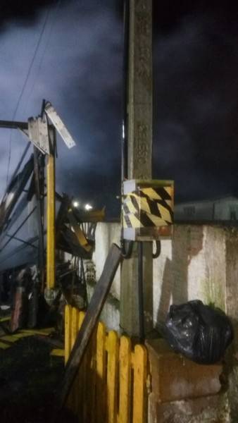 Residência é atingida por incêndio — foto 2