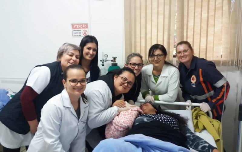 Mãe e filho se recuperam bem após parto de emergência em Forquilhinha — foto 2