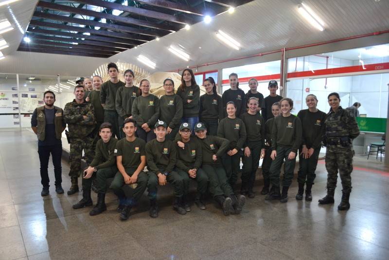 Museu de Zoologia da Unesc recebe Protetores Ambientais — foto 1