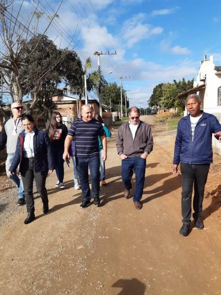 Comissão de Obras discute reivindicação com moradores do Loteamento Vida Nova — foto 1
