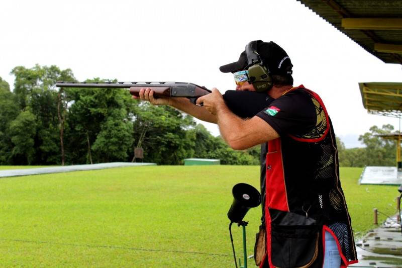 Campeonatos de tiro ao prato trazem atiradores à Criciúma — foto 1