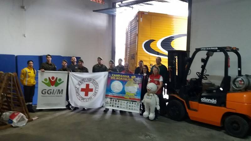 Campanha do Agasalho: entrega de doações é realizada na região Serrana — foto 2