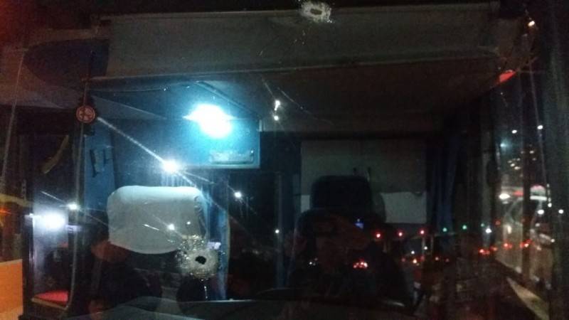 Ônibus com comerciantes de Criciúma é alvo de assalto em Barra Velha — foto 2