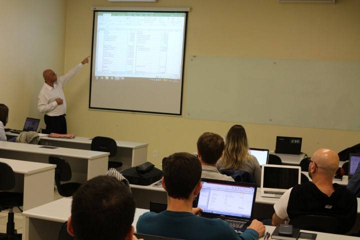 Nova turma da pós em Engenharia de Produção inicia estudos — foto 1