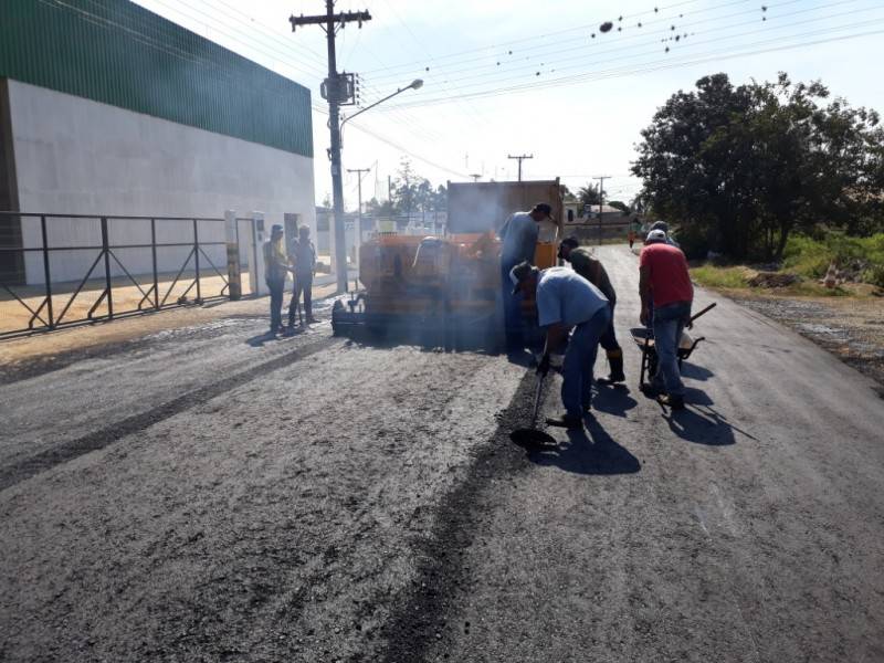 Jacinto Machado conclui mais duas ruas com pavimentação da usina de asfalto do consórcio — foto 2