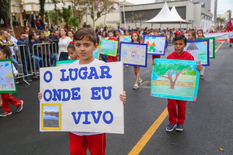 Homenagens à Içara marcam desfile da Independência — foto 7